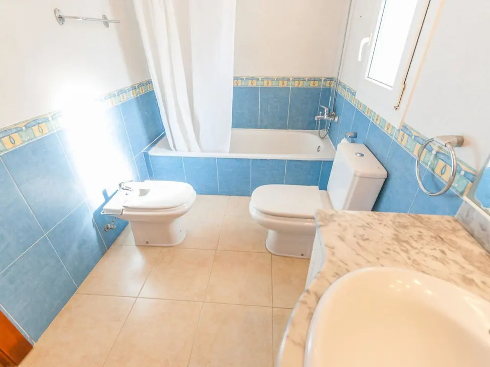 Pretty Holiday Home in L'escala With Swimming Pool
