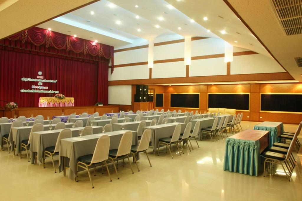 Juntra Resort and Hotel