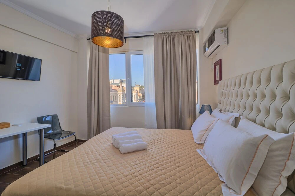 Monastiraki 510 SuperHost Hub