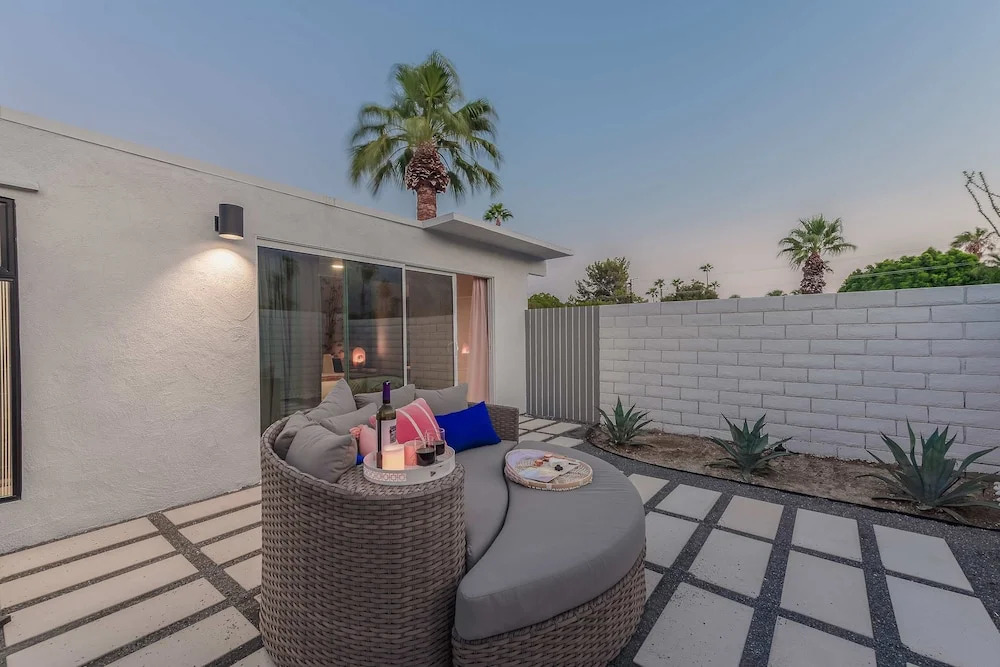 Retro Chic Oasis Saltwater Pool Spa Mnt Views