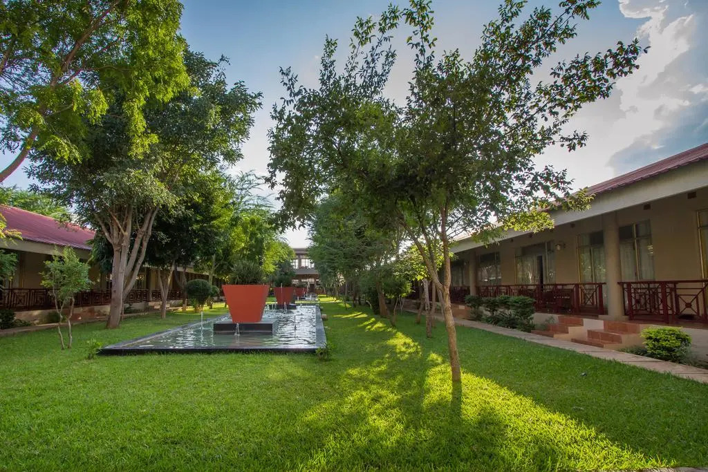 CityBlue Courtyard Hotel & Suites
