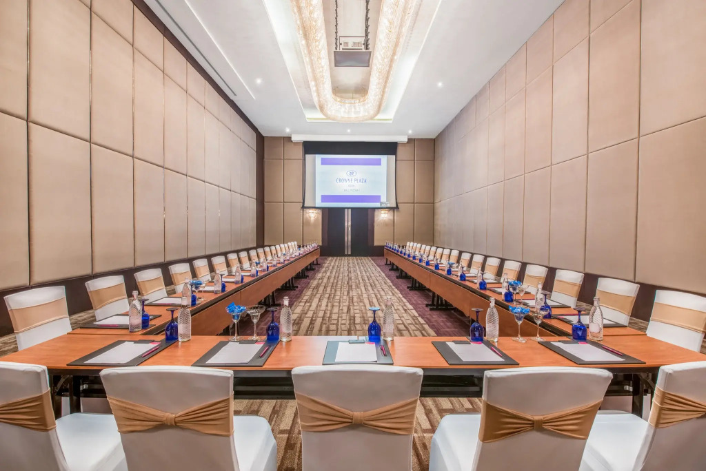 Crowne Plaza Kochi by IHG