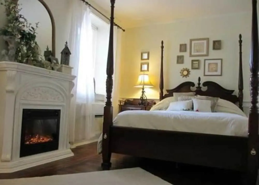 1777 Americana Inn