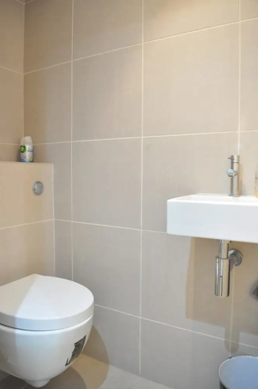 Stunning 3 Bedroom Bath