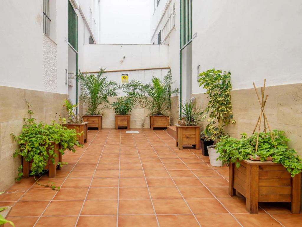 CERVANTES Apartment 4 2BR 1BT