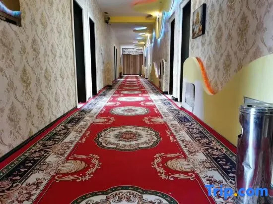 Xiaohonglou Hotel, Luohe