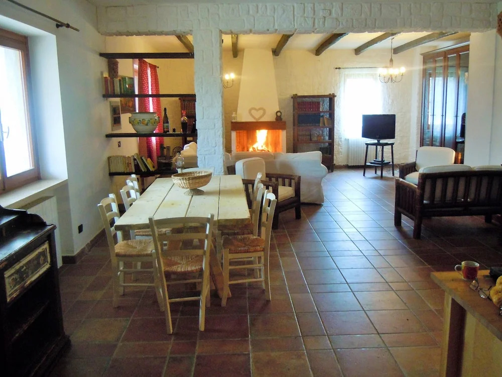 Marhaba Campitello