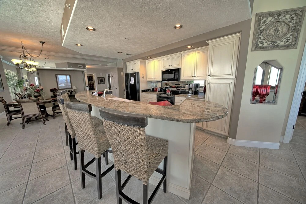 Gulf Crest Condominium #2207 - 3 Br Condo