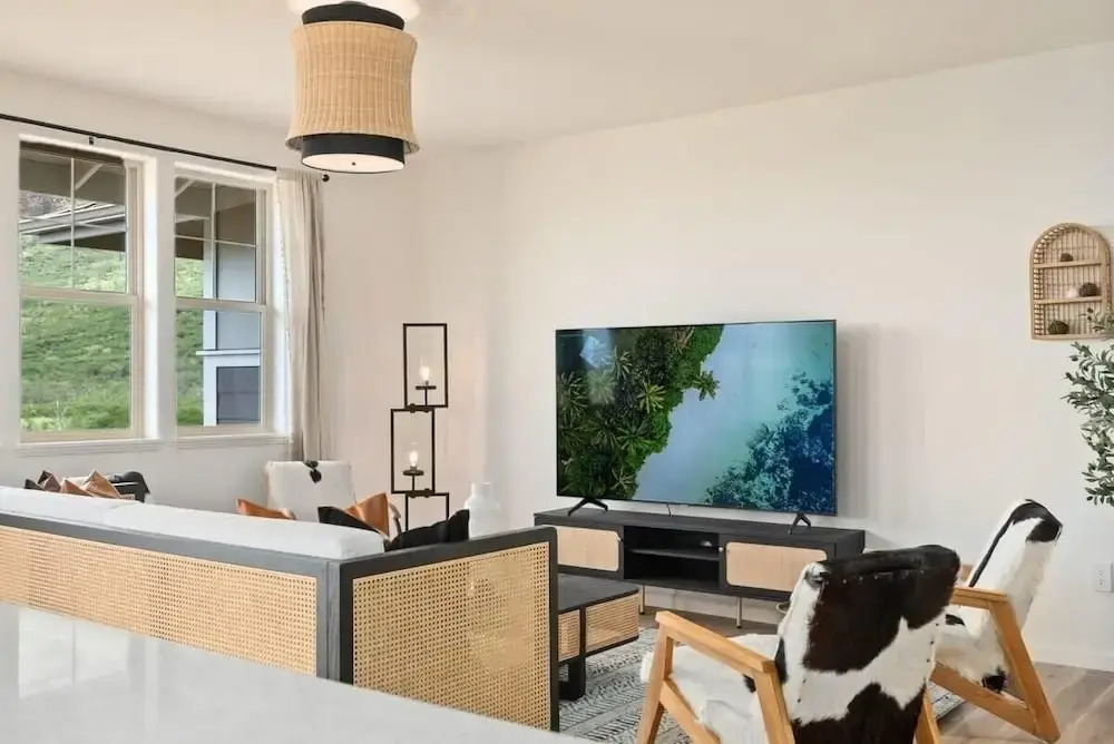 @ Marbella Lane - Mesmerizing Ocean + MT Views