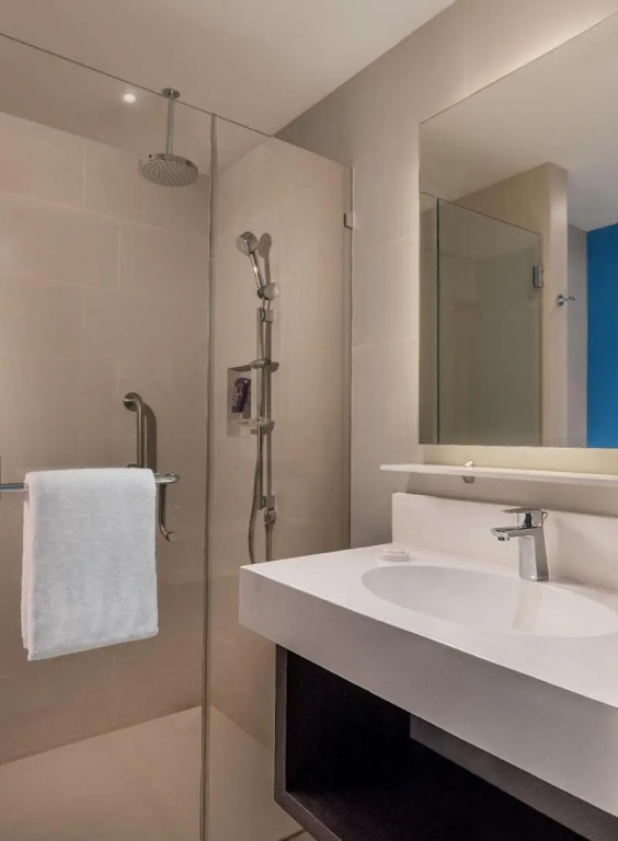 Parkinn By Radisson Iloilo