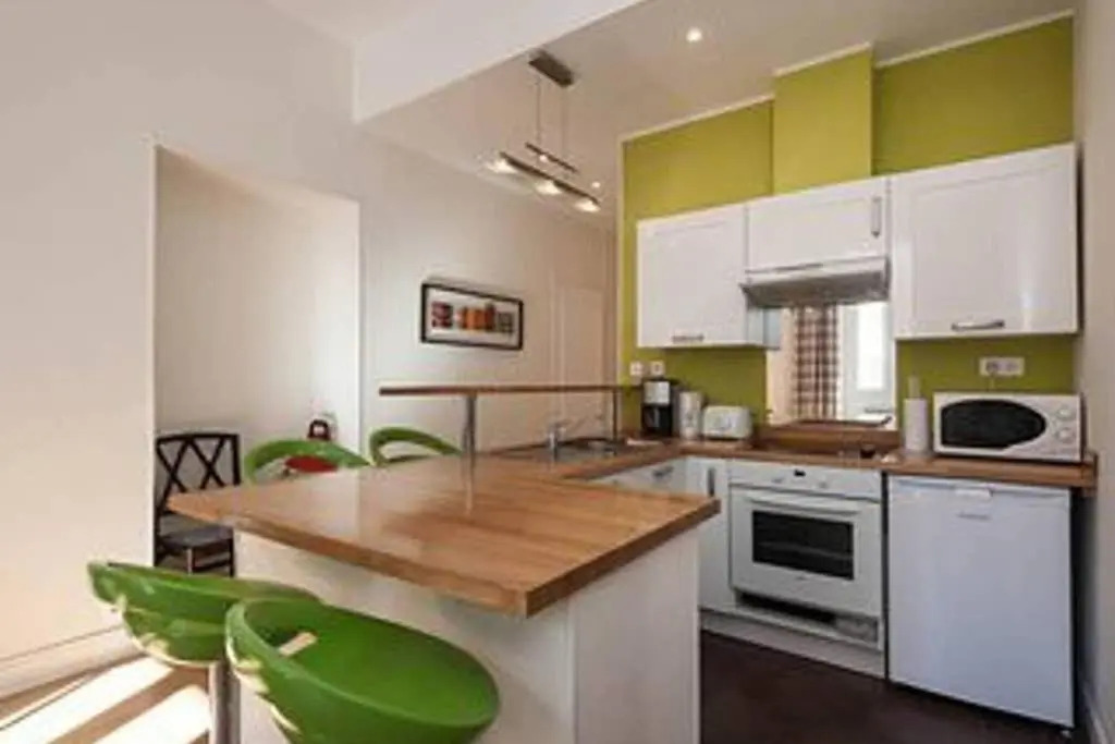 Barla 3 - a Spacious One Bedroom Apartment Near Place Garibaldi