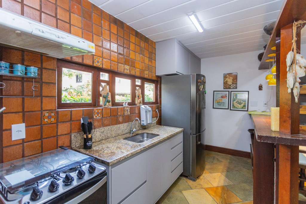 Casa De Praia Em Búzios Com área Gourmet | Vf 20