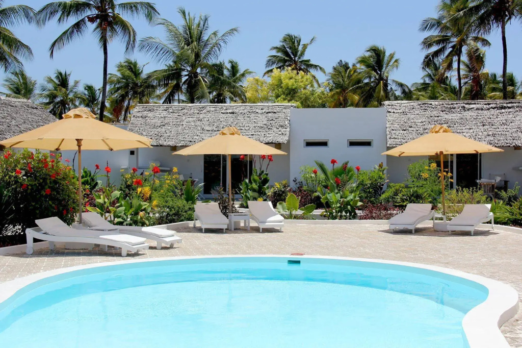Dhow Inn Boutique Hotel