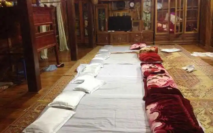 The 5 House
