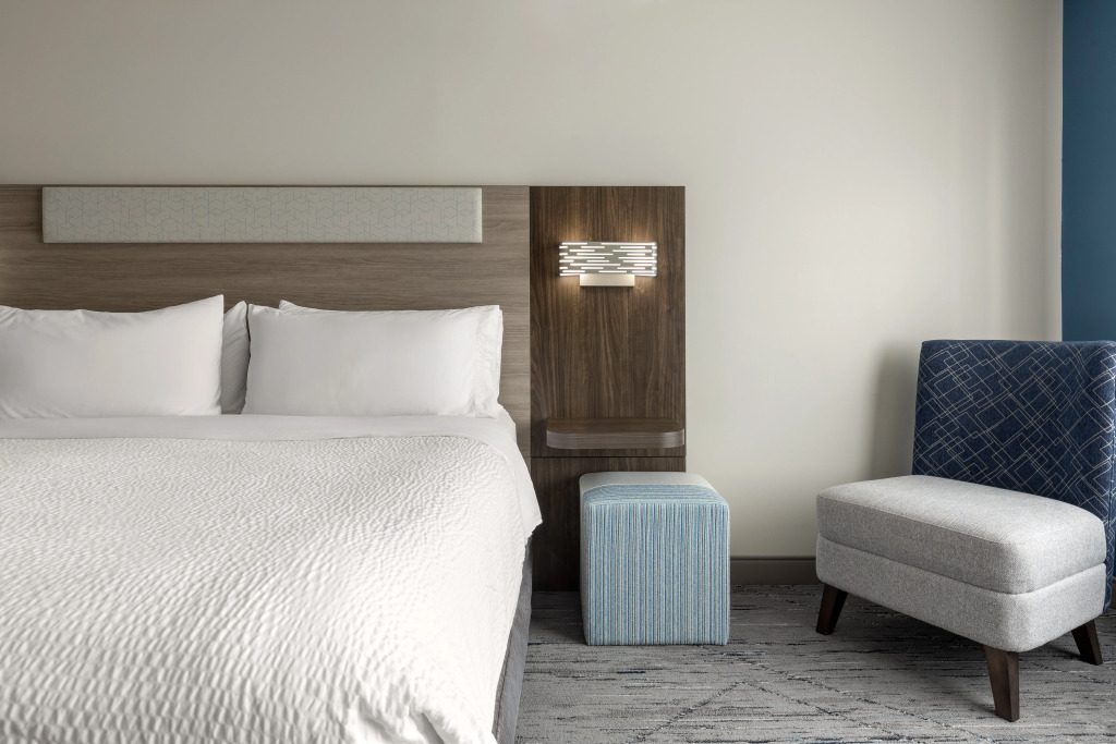 Holiday Inn Express Hotel & Suites Brockville by IHG