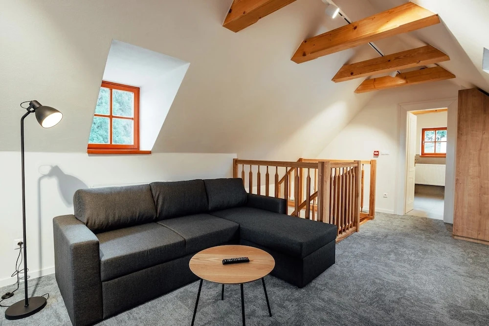 Resla Residence I, II, & Wellness