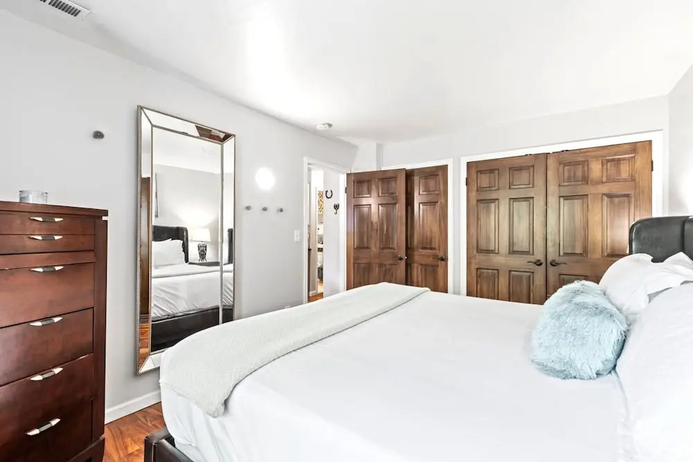 Copperbottom Inn by KBM