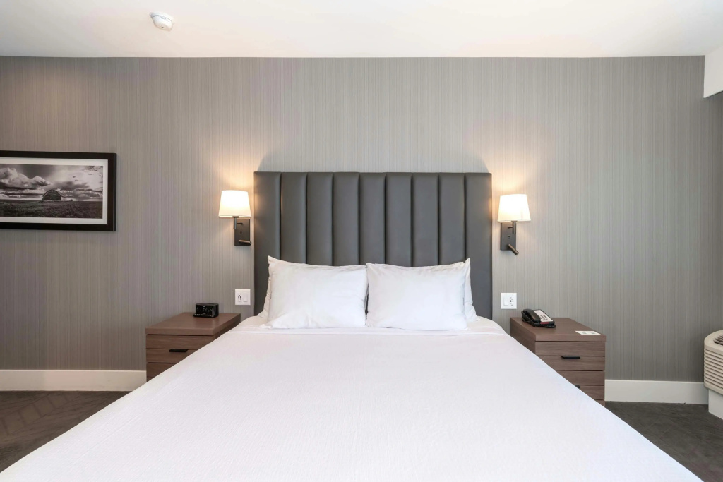 Sandman Signature Saskatoon South Hotel