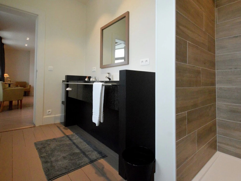 Luxurious Villa in Heuvelland with Garden