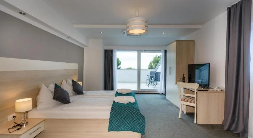Hotel Bor