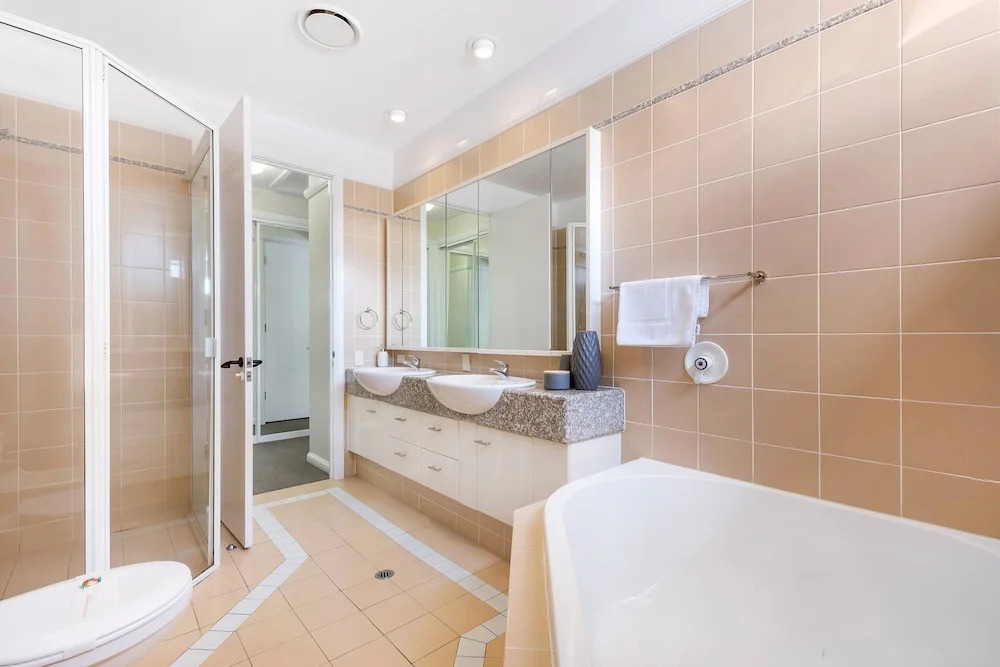 Sunshine Villa at Sanctuary Cove