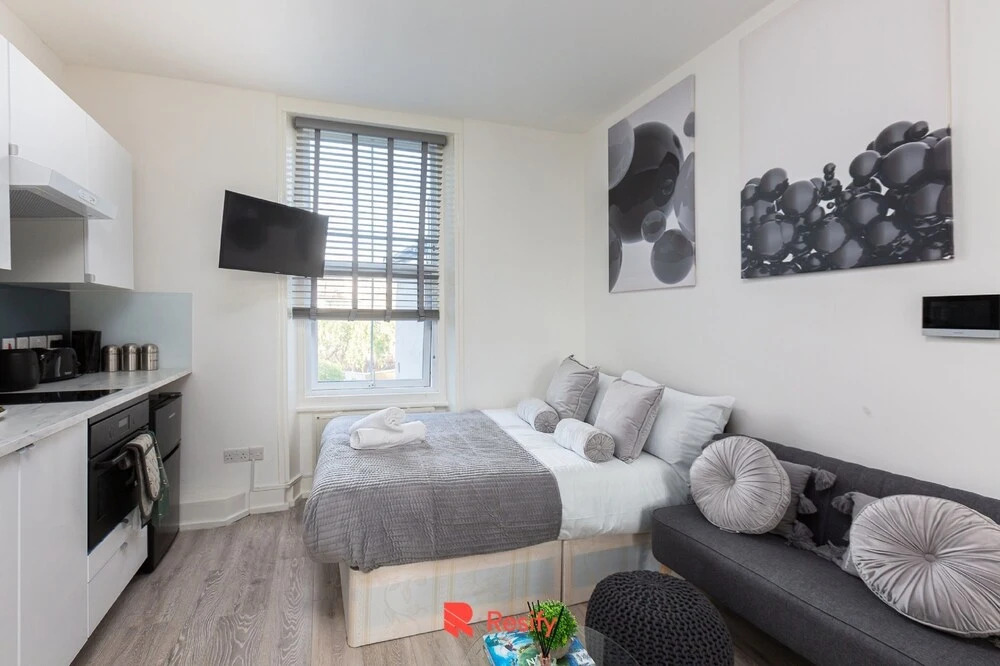 Maida Vale Studio - By Resify