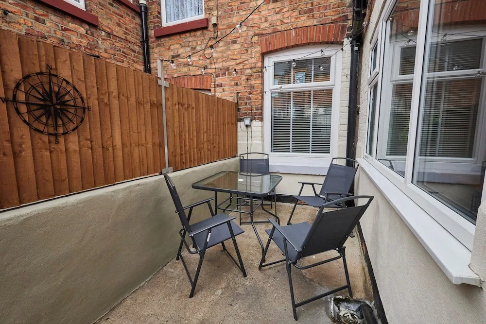 Host Stay Darcey House