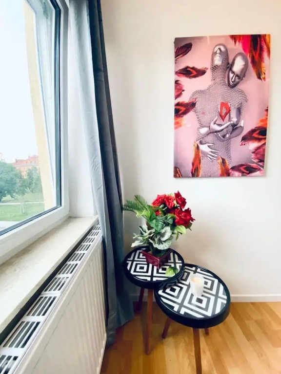 Budget Friendly 4 BR Apt for Groups