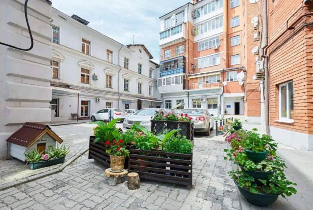 RostovDom on 39A Bolshaya Sadovaya