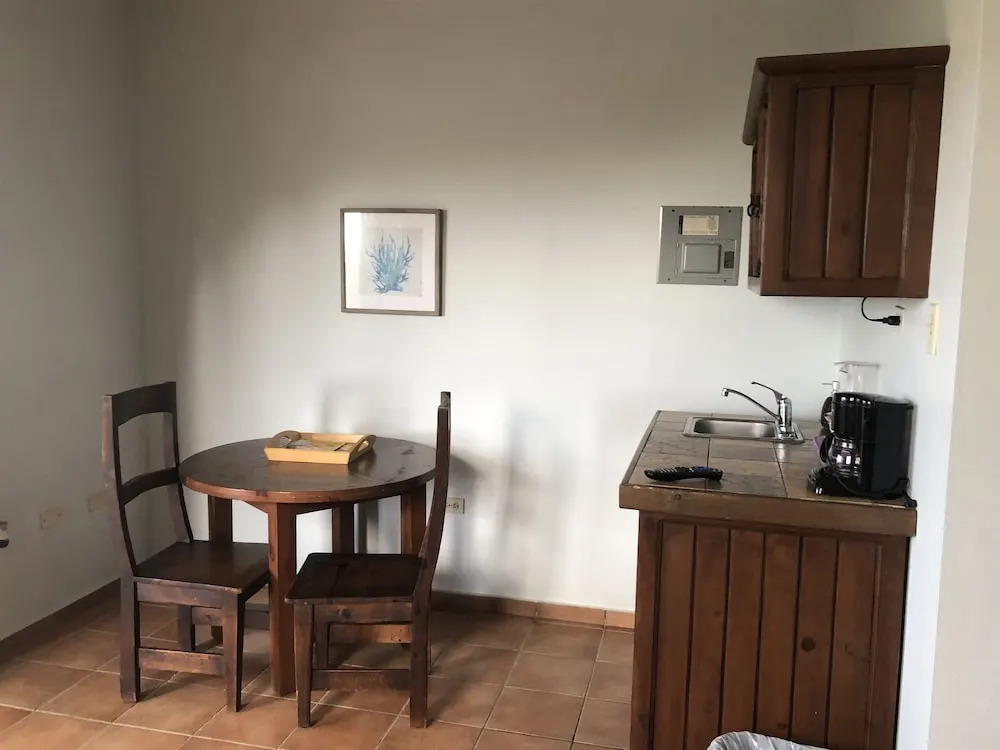 Las Palmas Inn
