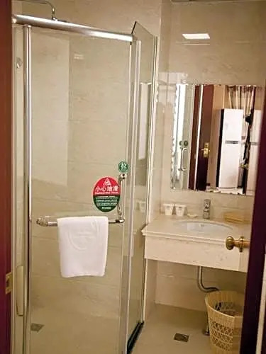 Greentree Inn Shanghai Minhang Development Zone Subway Station Business Hotel