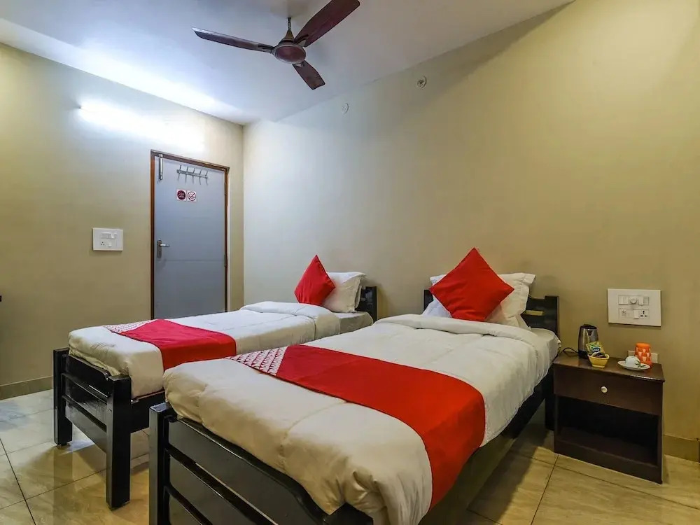 Sree Sai Surya Service Apartment by OYO Rooms