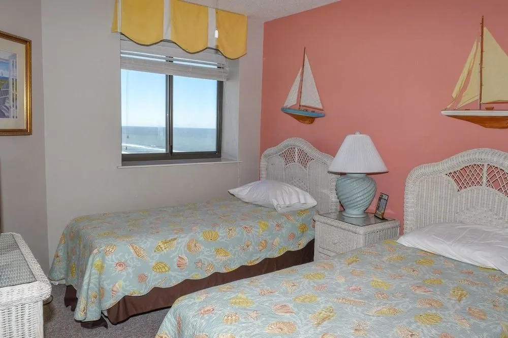 Ocean Bay Club 1001 - 4 Br Condo