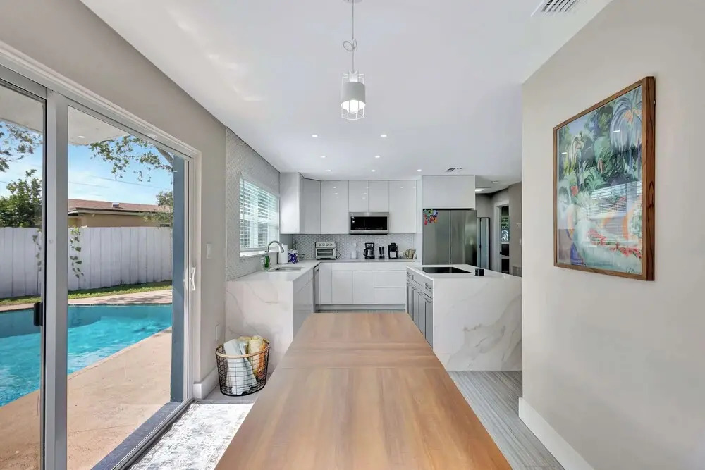 Sunshine Villa - with Private Pool