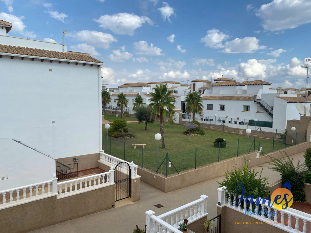 La Cinuelica R14 Townhouse with Com pool L160