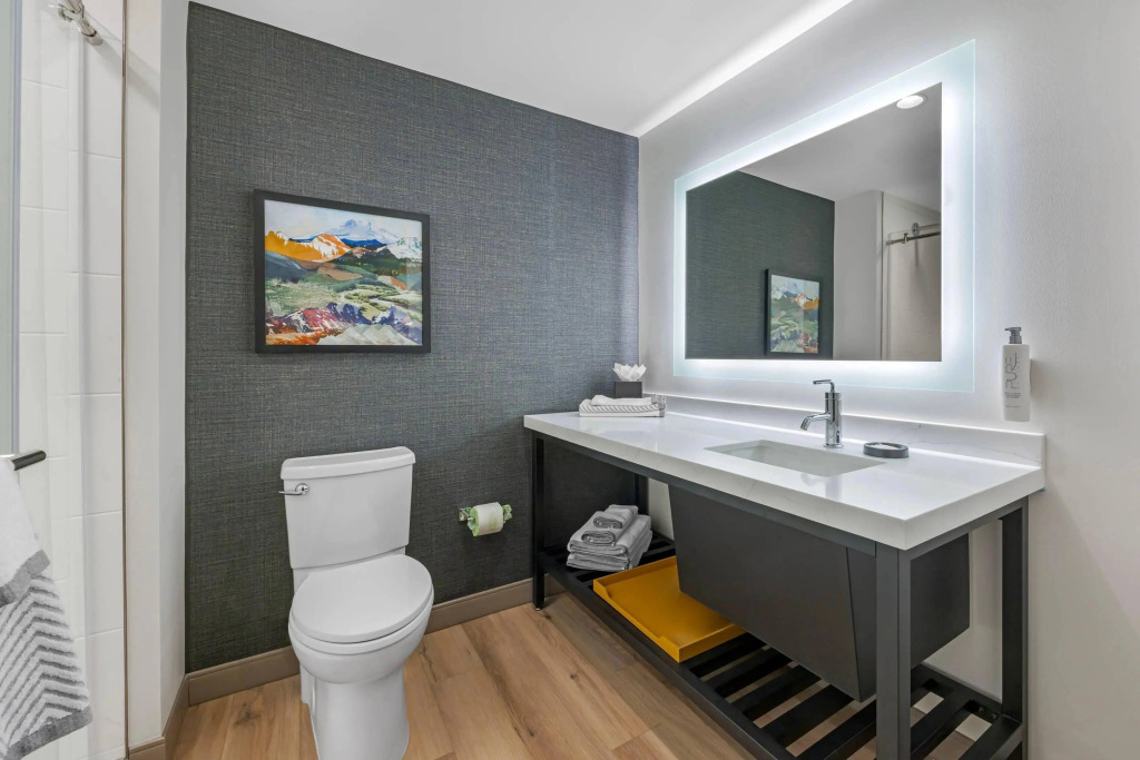 Cambria Hotel Bend - Mt. Bachelor