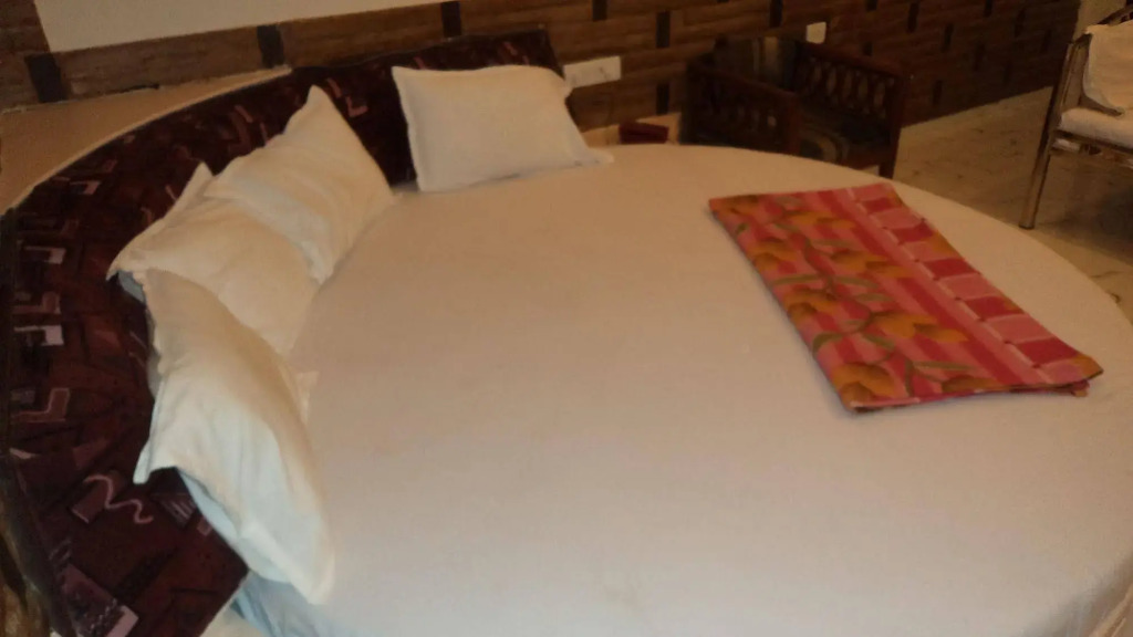 Hotel Blue Bird Colaba