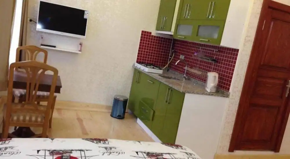 Taksimparis Apartments