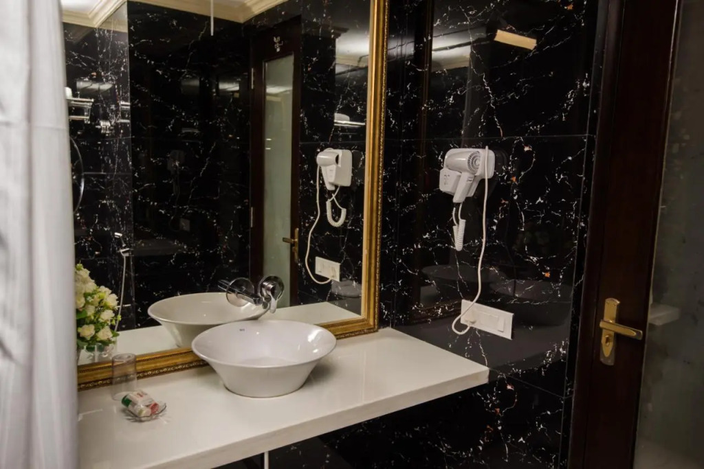 Hotel Heritage