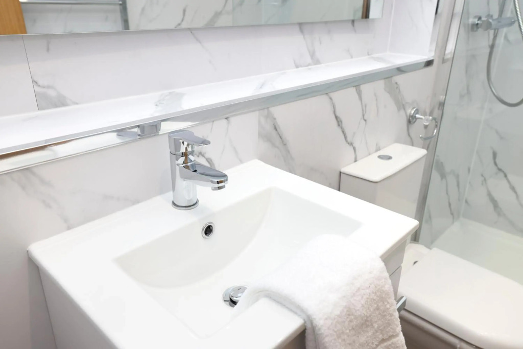 Stunning 2 Bed Apt Nr The Royal Mile & The Castle