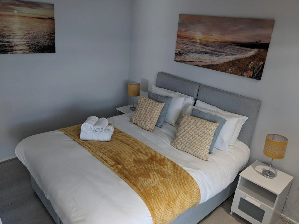 LT Grove Apartment - Stratford