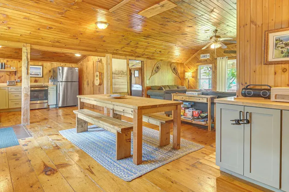Rustic Cabin Retreat on Rangeley Lake!