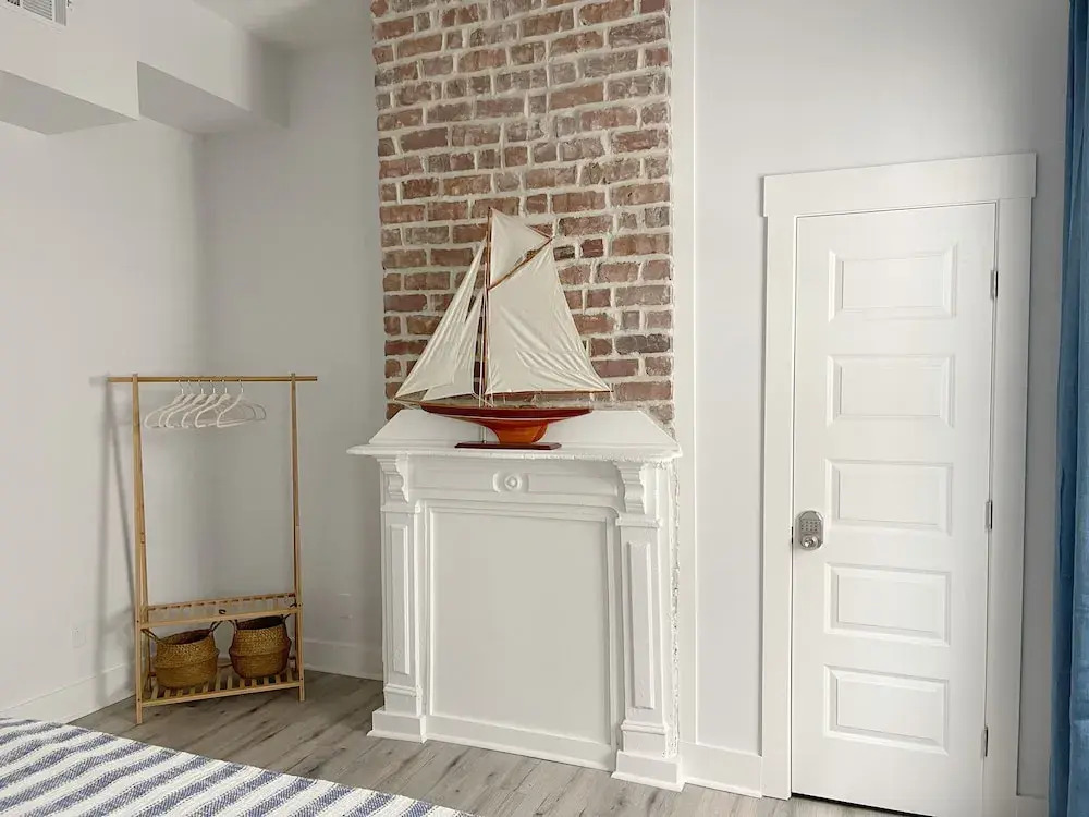 Stylish 1900s Renovated Apartments