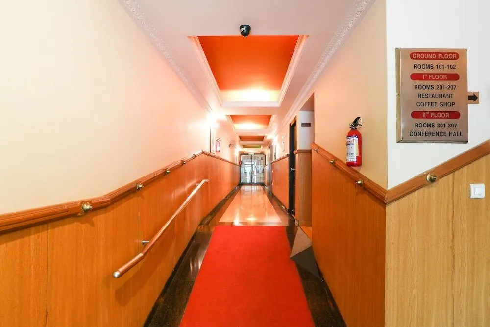 Capital O 47550 Grand Swagath