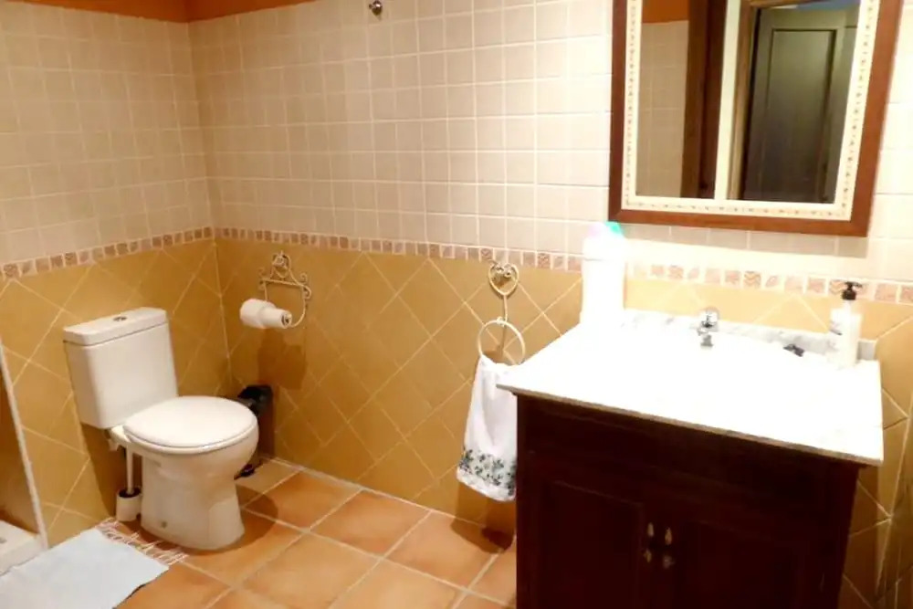 House With 6 Bedrooms in Villamiel, With Wonderful Mountain View and Enclosed Garden