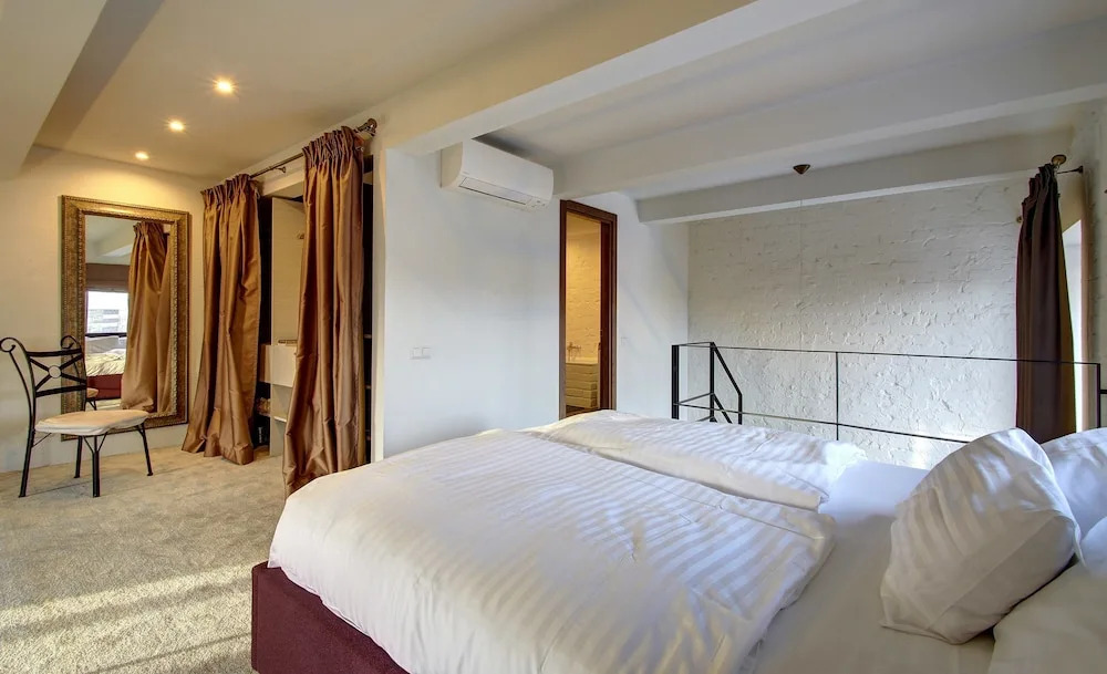 Loft 65 Panoramic View