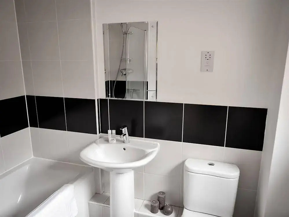 Select Serviced Accommodation - Gweal Place