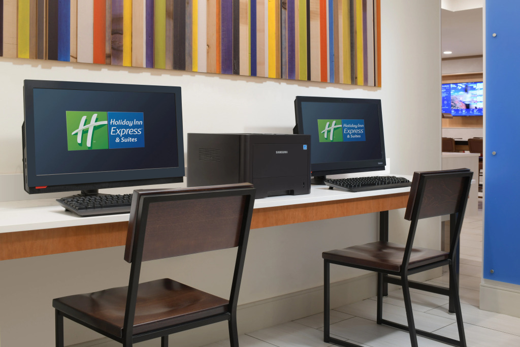 Holiday Inn Express Hotel & Suites Camden by IHG