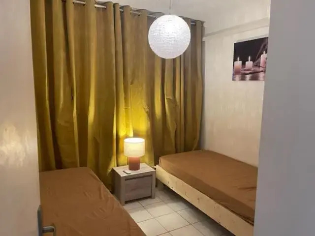 Luxueux T3 à la marina du Gosier