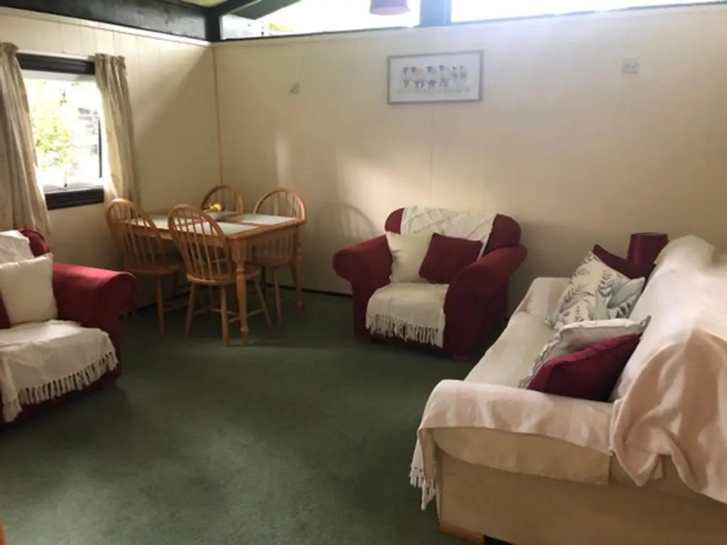 Nuthatch Lodge is set in 24 acres of wood, parkland near the village of Cenarth